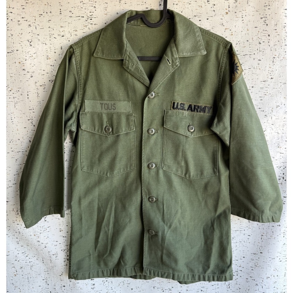 VTG 1970's US Army Men's Olive Green Utility Shirt DSA100-3207 Vietnam Era